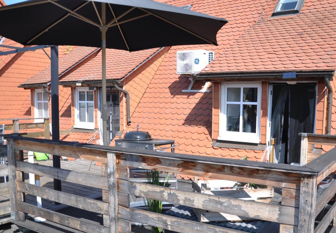 Gemuetliche Dachwohnung Mit Kleiner Oder Grosser Dachterrasse Nebeneinander Wolmirstedt Exteriör bild